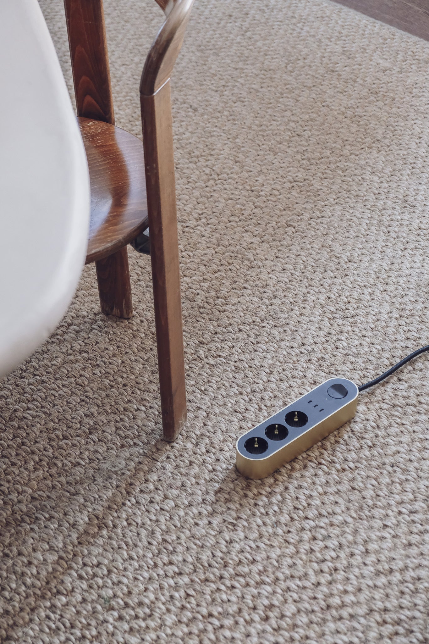 Edgar Power Bar - Satin Brass