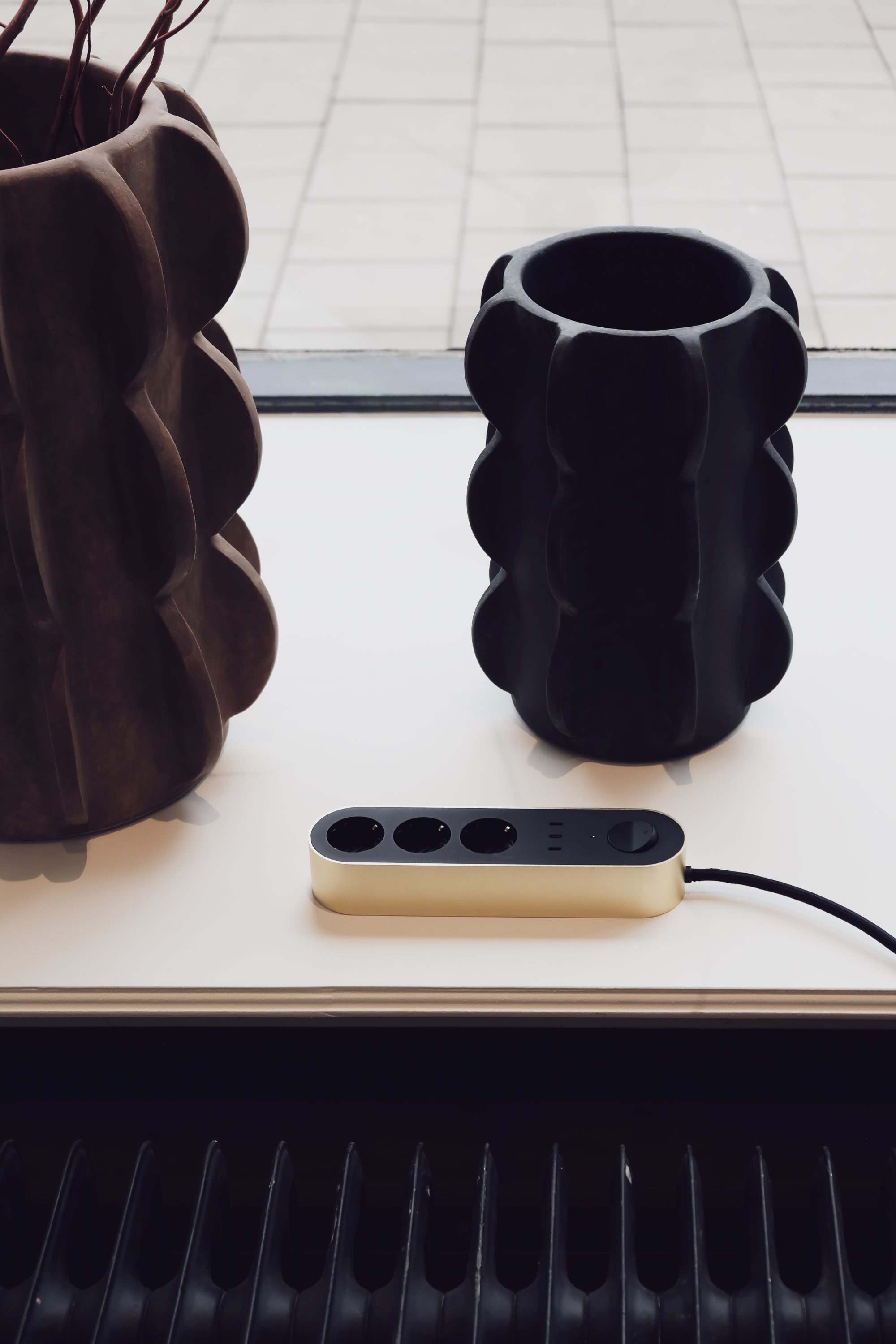 Edgar Power Bar - Satin Brass